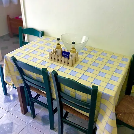 דירות Áyios Nikítas Pansion Margarita מראה חיצוני תמונה