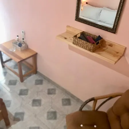 דירות Áyios Nikítas Pansion Margarita מראה חיצוני תמונה