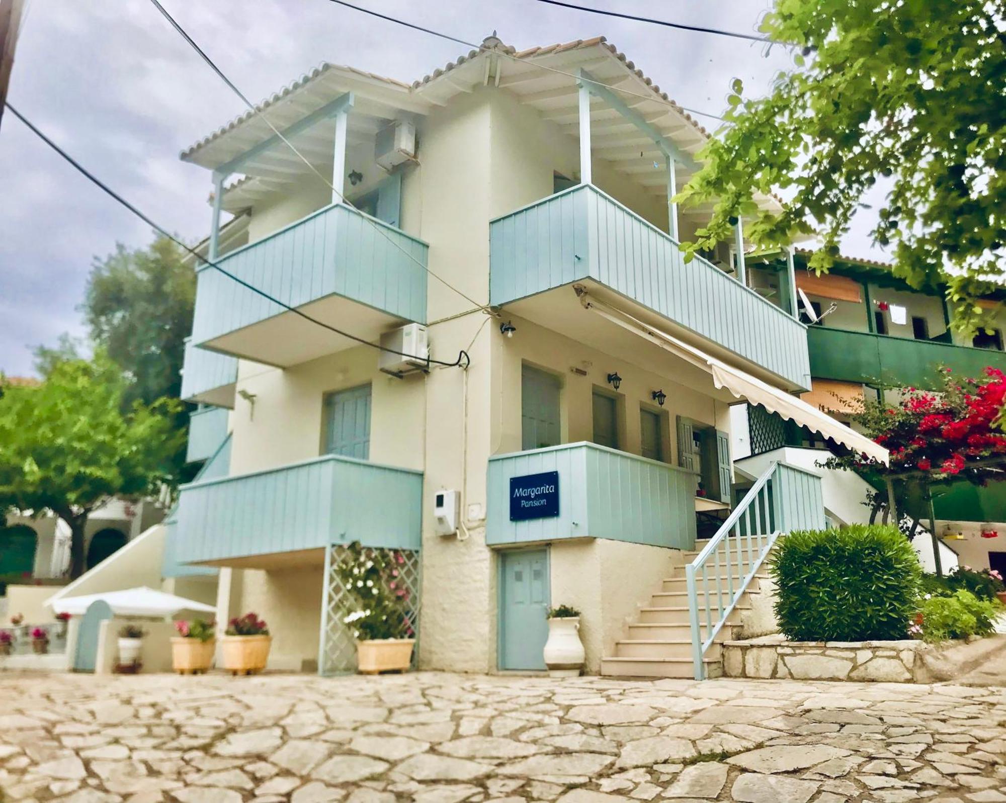 Pansion Margarita Áyios Nikítas